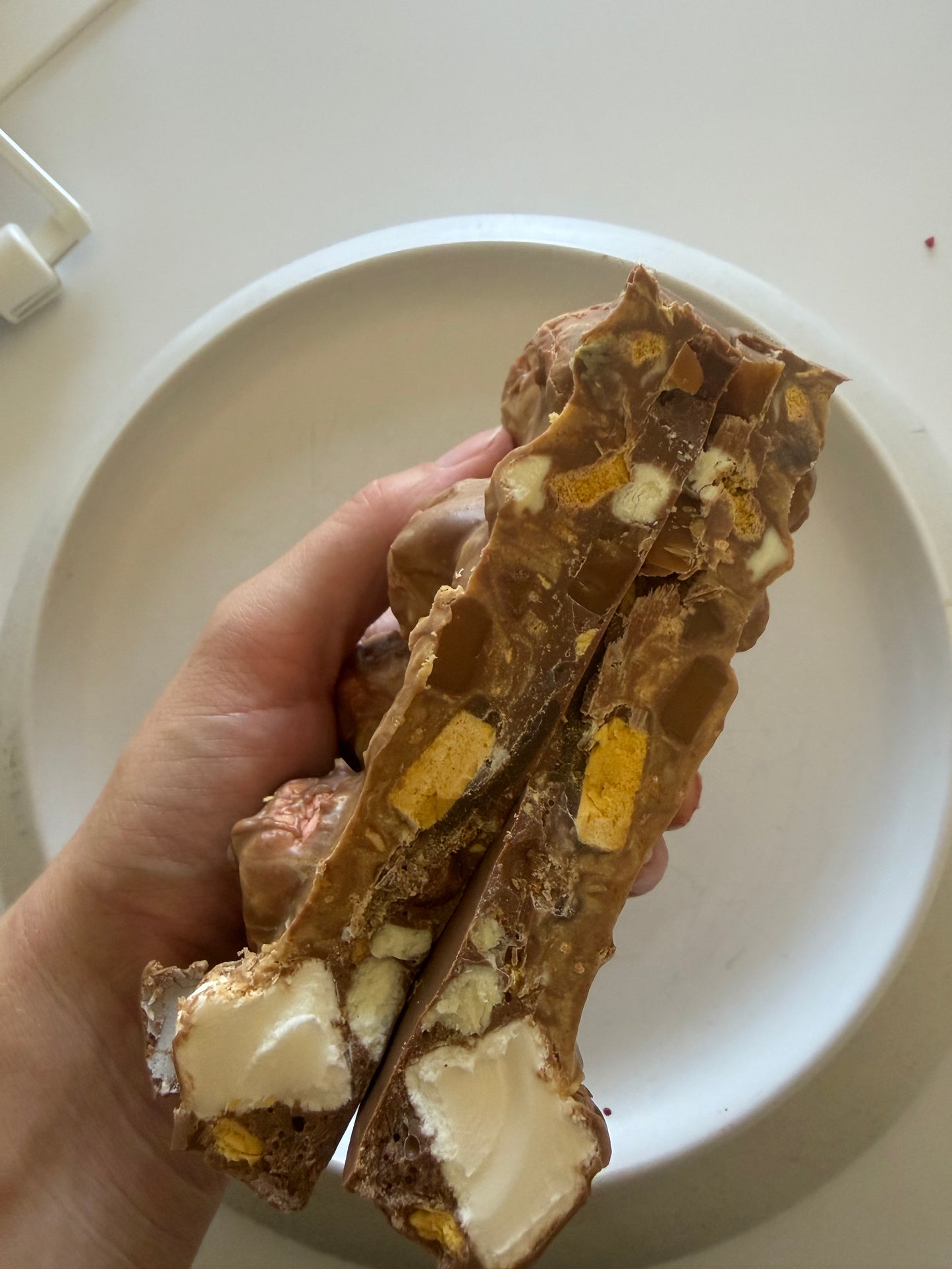 ❤️🍫 Heart-Shaped Kinder Rocky Road