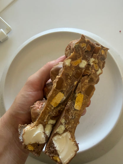 ❤️🍫 Heart-Shaped Kinder Rocky Road